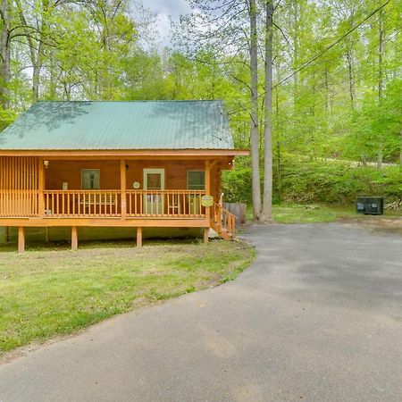Cabin With Hot Tub About 6 Mi To Downtown Gatlinburg! Exterior foto