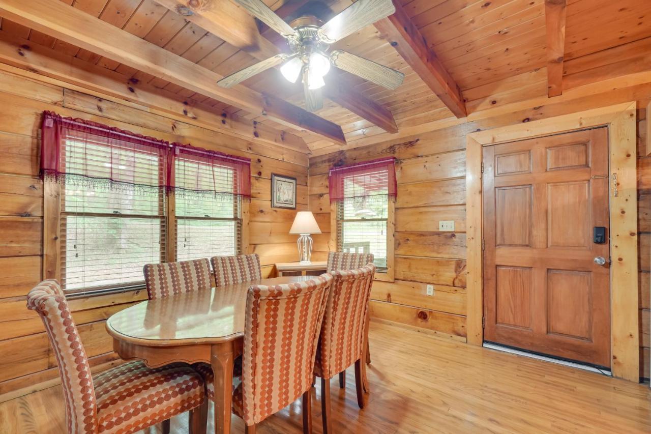 Cabin With Hot Tub About 6 Mi To Downtown Gatlinburg! Exterior foto