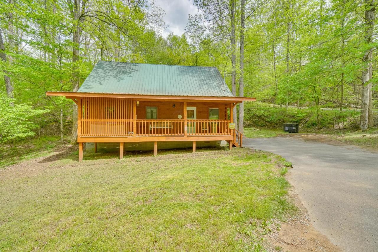 Cabin With Hot Tub About 6 Mi To Downtown Gatlinburg! Exterior foto
