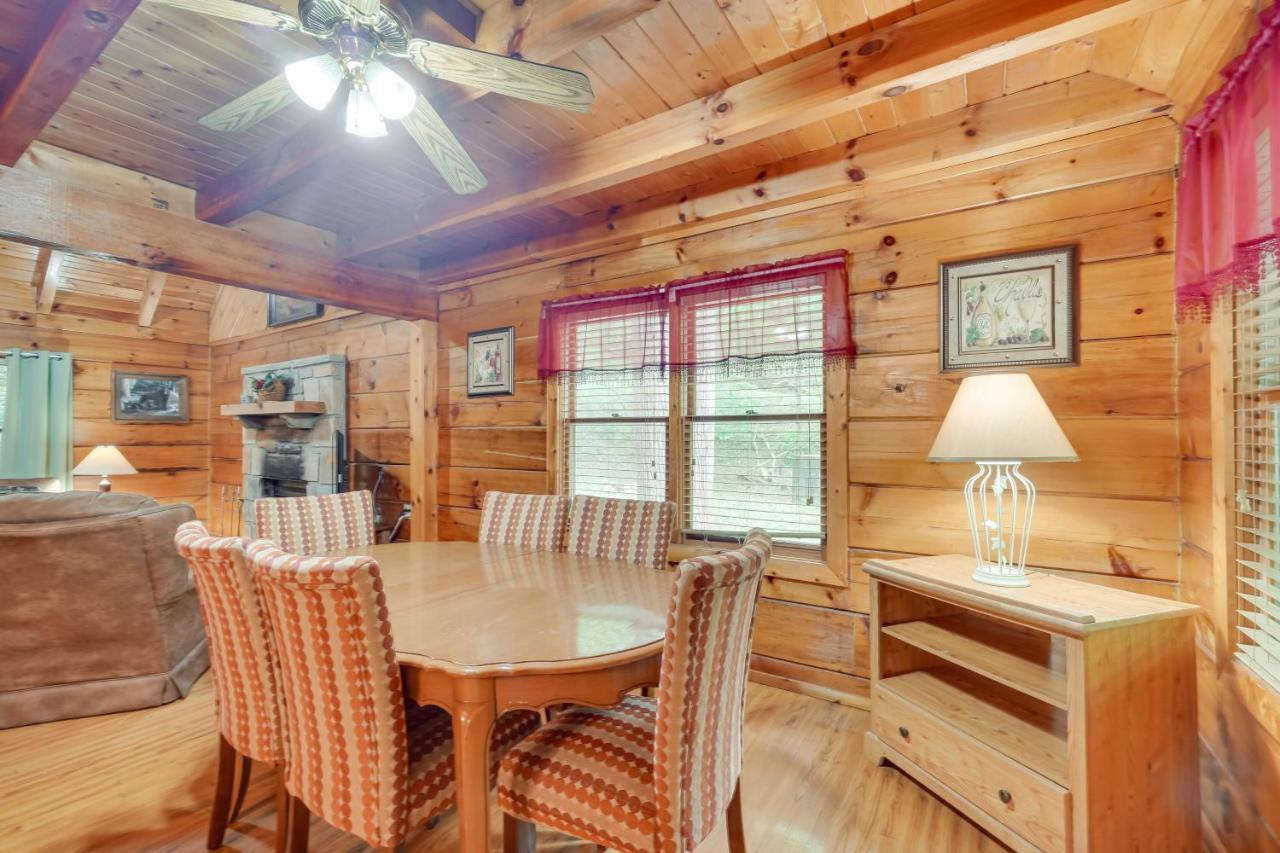 Cabin With Hot Tub About 6 Mi To Downtown Gatlinburg! Exterior foto